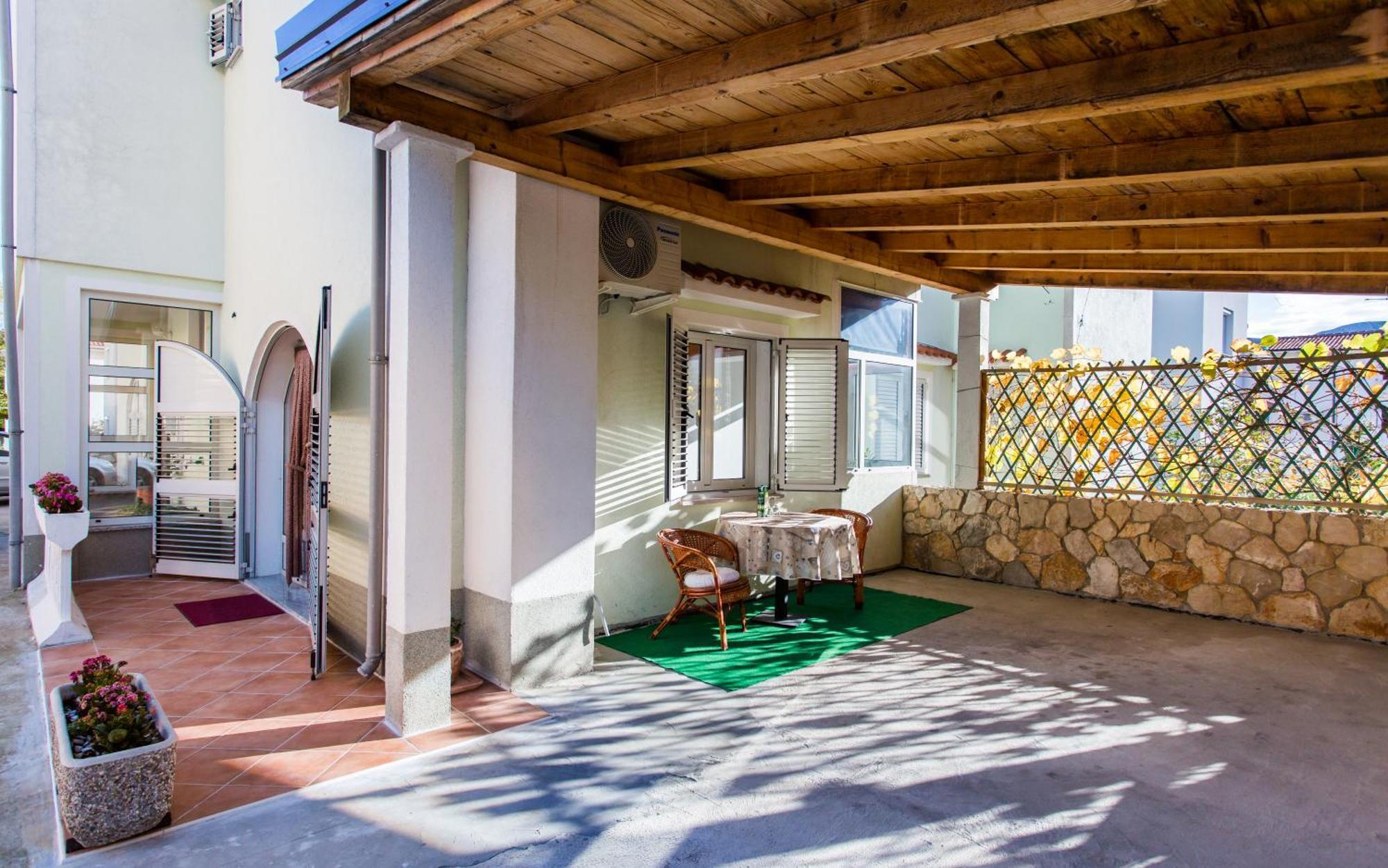 Apartments Luka 3 Baška Zewnętrze zdjęcie